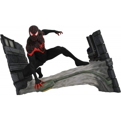 Статуетка Diamond Select Marvel: Spider-Man - Spider-Man, 18 cm